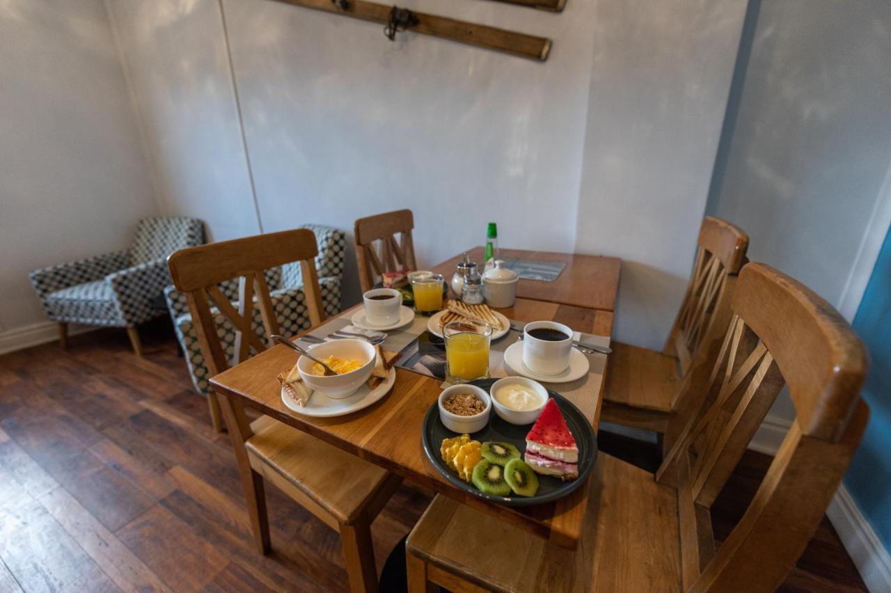 Hostal Boutique Terra Antarctica Punta Arenas Esterno foto